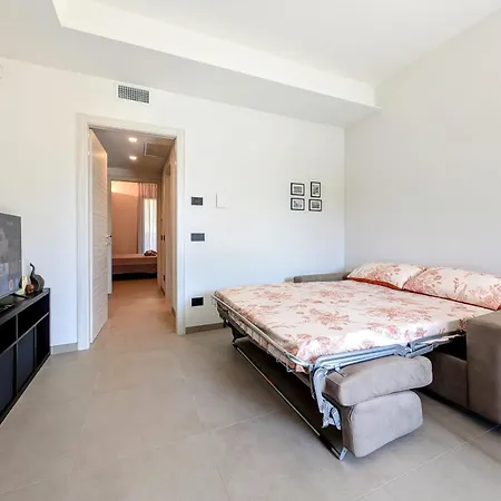 Ciliegio & Ulivo Apartment Dongo